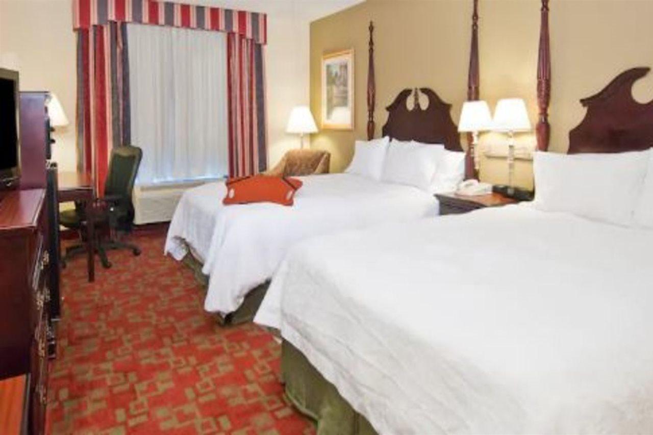 Hampton Inn Canton Dış mekan fotoğraf