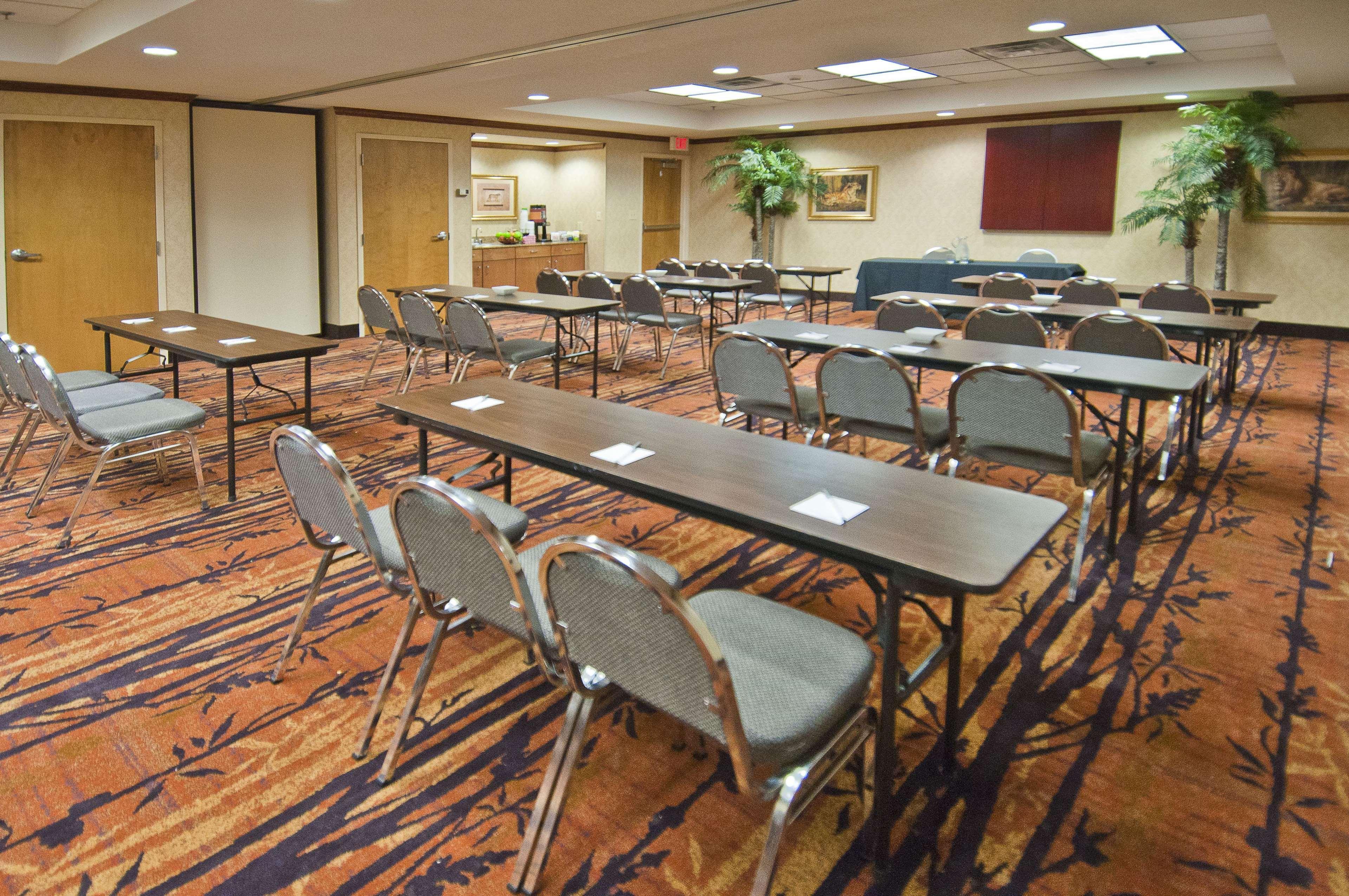 Hampton Inn Canton Dış mekan fotoğraf
