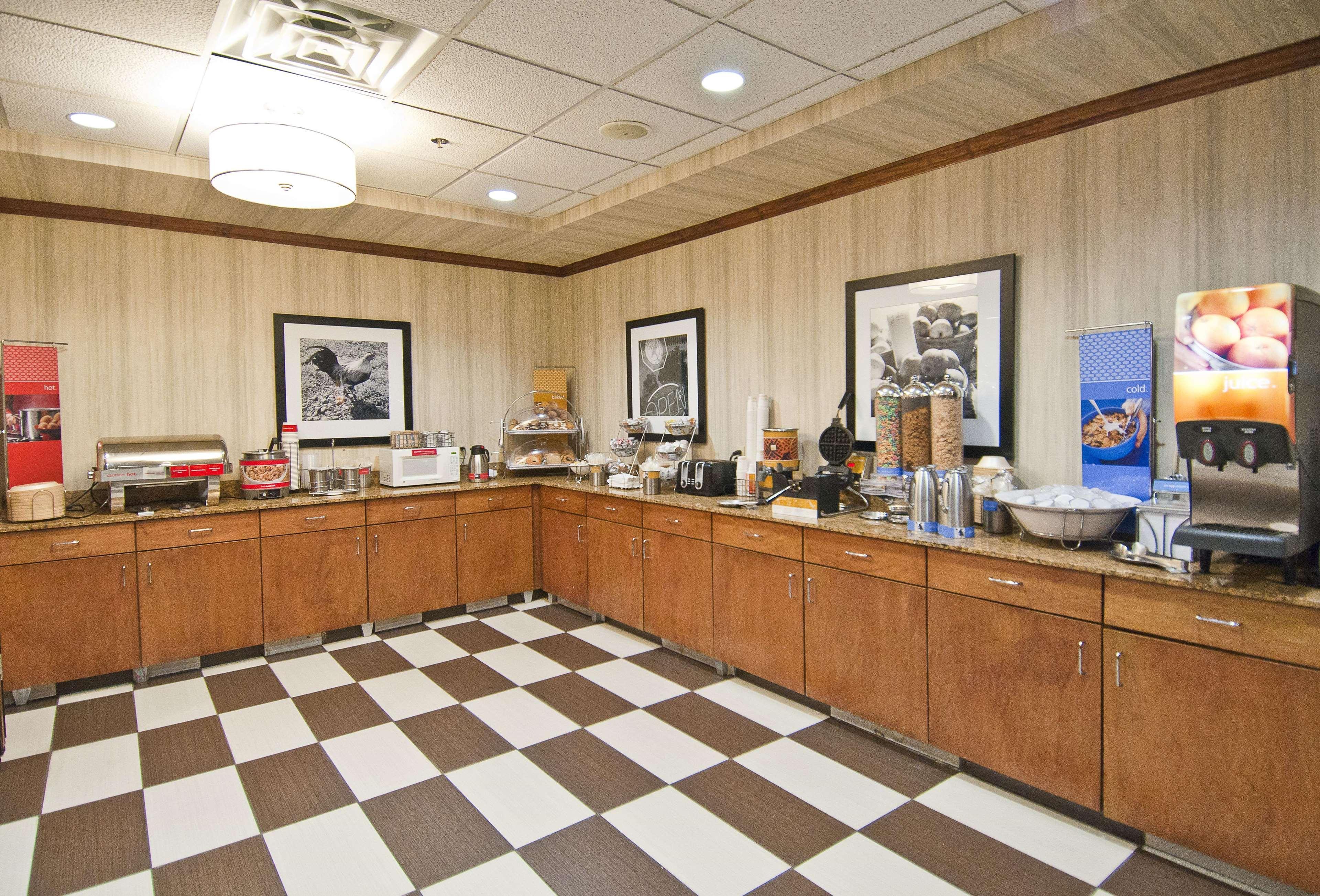 Hampton Inn Canton Dış mekan fotoğraf